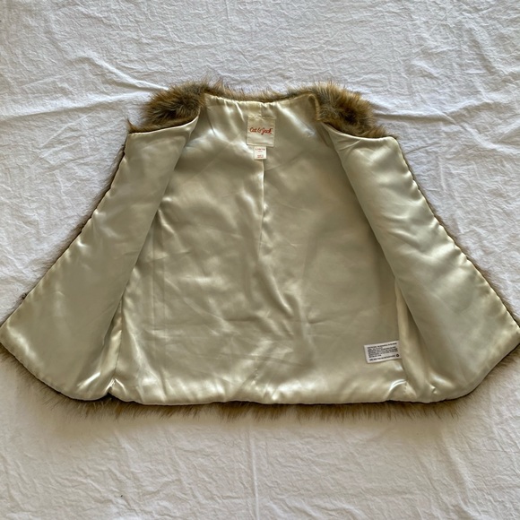 Cat & Jack - Little Kid Brown Faux Fur Vest - Picture 4 of 12